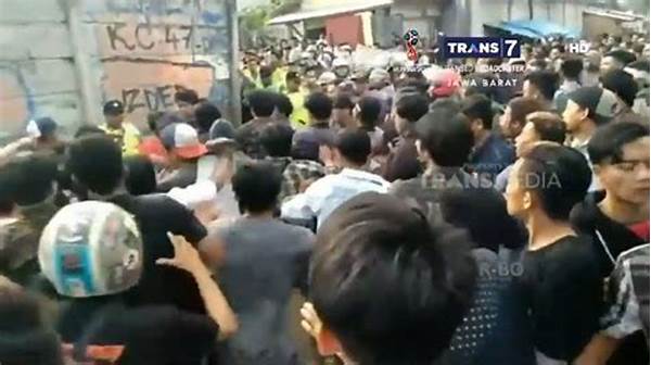 Protes! Demo Buruh Pandeglang Berlangsung Ricuh, 3 Provokator Diamankan Polisi Untuk Diperiksa!